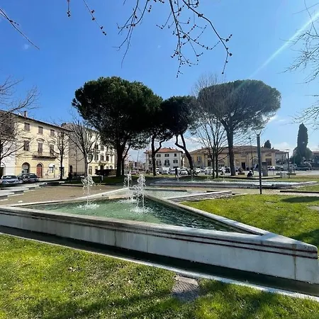 Appartamento La Casa nel Vicolo Altopascio Esterno foto