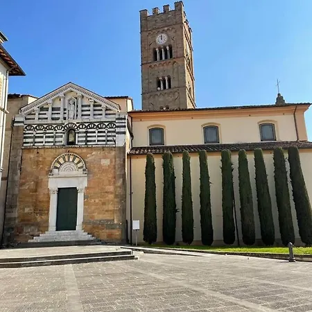 Appartamento La Casa nel Vicolo Altopascio Esterno foto